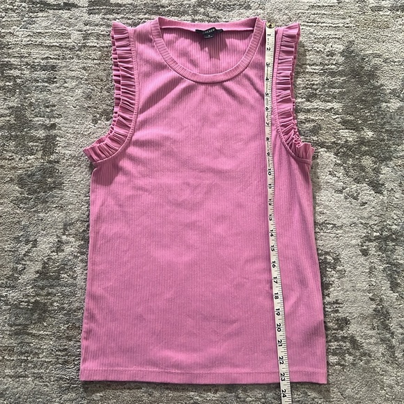 J. Crew Ribbed Ruffled Pink Women Sz Small Stretchy Crewneck Tank Top - Picture 5 of 9